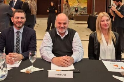 Santa Cruz presentó sus políticas de fortalecimiento comercial en el COFECI 2025